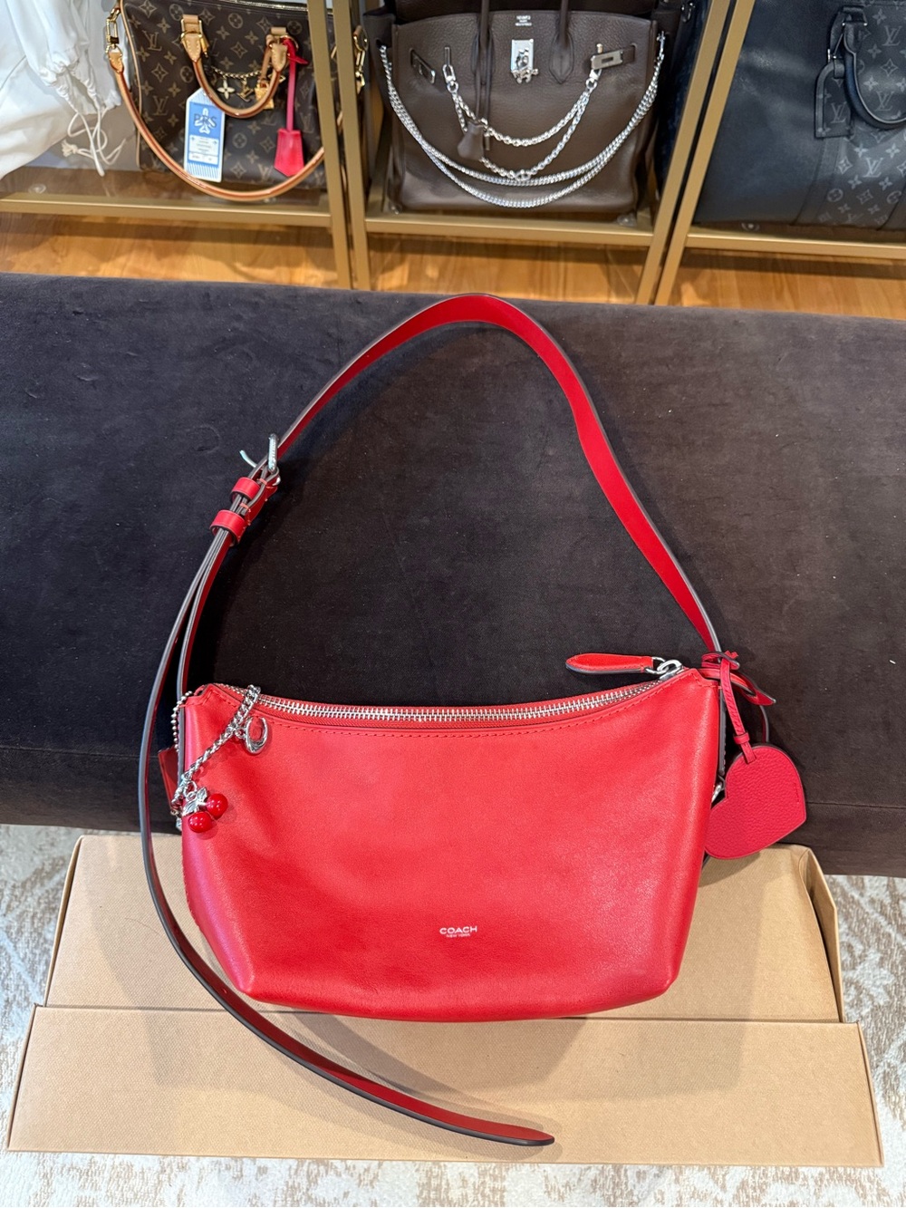 Coach Mott Messenger 22 Scarlett
